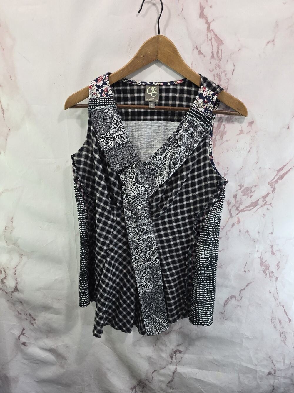 Anthropologie Shirt Womens Medium Black Tank Ruffle Plaid Paisley September